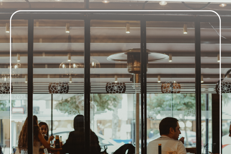 Successful dinner with strangers_1