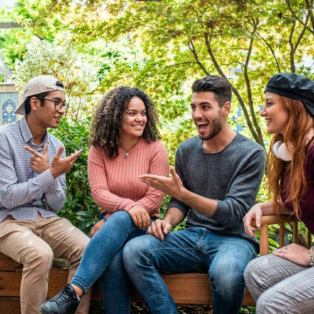 چطور جذاب صحبت کنیم و در اولین برخورد تاثیرگذار باشیم؟